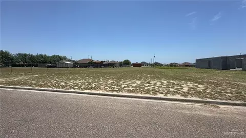 00 Navajo Dr, Rio Grande City, TX 78582