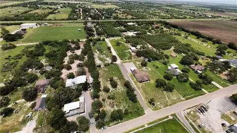 10946 Mile 17 Rd N, Edcouch, TX 78538