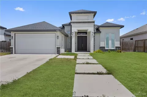 1300 S Jo Beth St, Alton, TX 78573