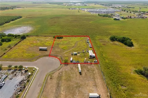202 Pennzoil Loop E, Edinburg, TX 78542