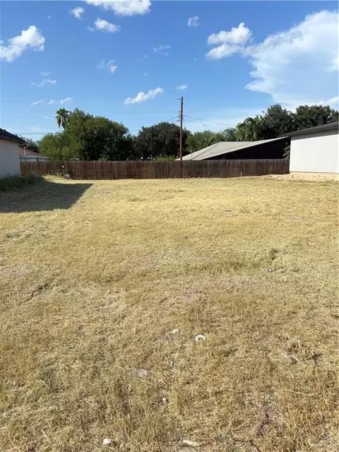 3720 E Diamondhead Ave, Mission, TX 78573