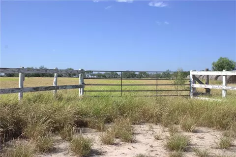 00 W Leo St W, Rio Grande City, TX 78582
