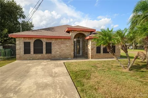 422 Alberto Anzaldua Ave, Santa Rosa, TX 78593