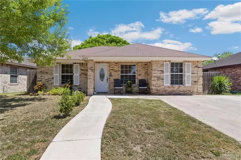 2205 Rebecca Dr, Edinburg, TX 78542