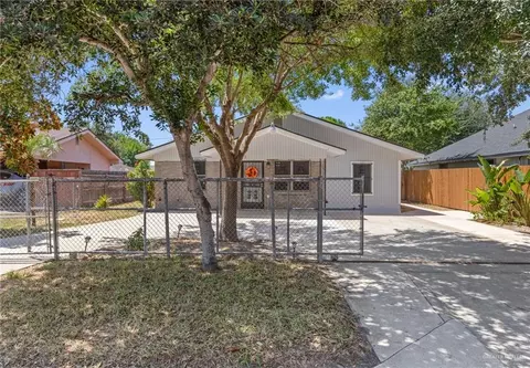 1311 Date Palm St, Alamo, TX 78516