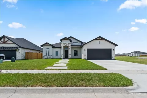 132 Finch Dr, Los Fresnos, TX 78566