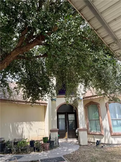 310 N Los Ebanos Blvd, Mission, TX 78573