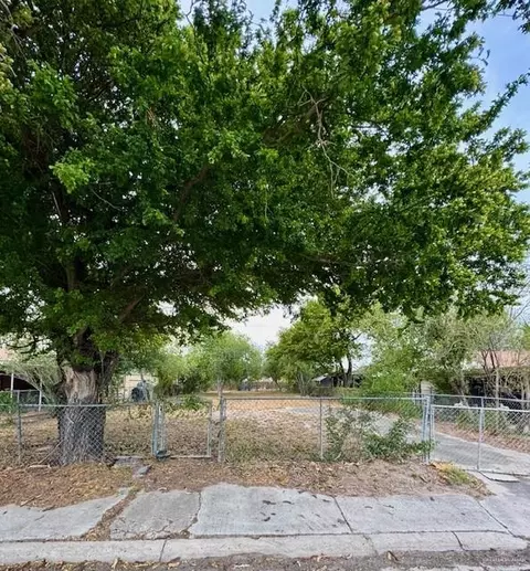 2216 Ebony Ave, Mcallen, TX 78501