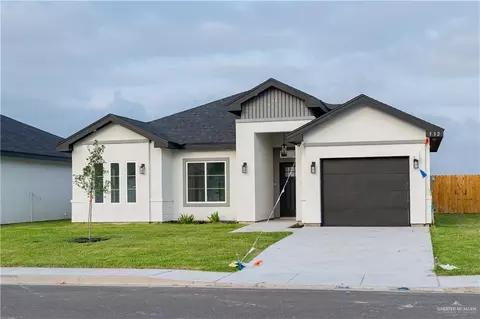 332 N Leon Ave, Elsa, TX 78543