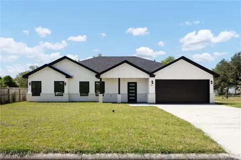 Exterior - 504 E Vfw Ave, Elsa, TX 78543 photo 2 of 4