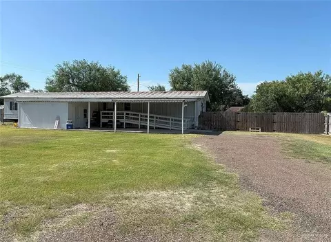 1105 Nevada St, Mission, TX 78573