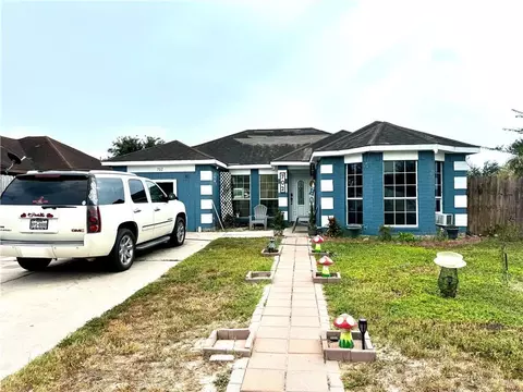 702 Huisache St, La Joya, TX 78560