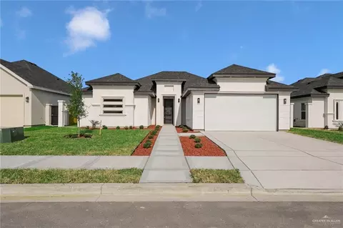 1012 N Buxton Ave, Edinburg, TX 78541