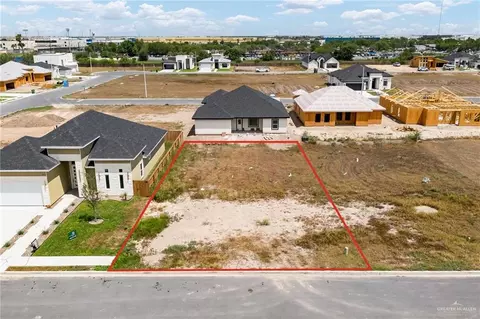 307 N 30th St, Hidalgo, TX 78557