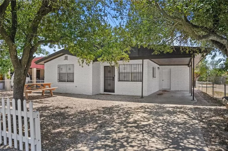 Exterior - 924 W Garner St, Edinburg, TX 78541 photo 1 of 7