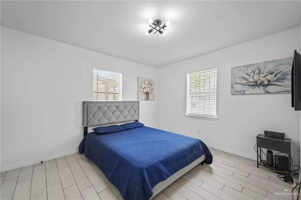 Bedroom - 924 W Garner St, Edinburg, TX 78541 photo 1 of 1