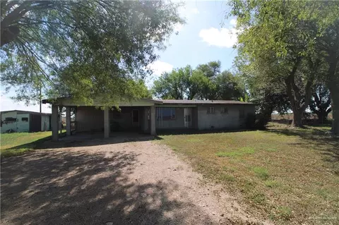 19145 Parker Rd, Santa Rosa, TX 78593