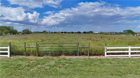 19220 Buck Fawn Dr, Edinburg, TX 78542