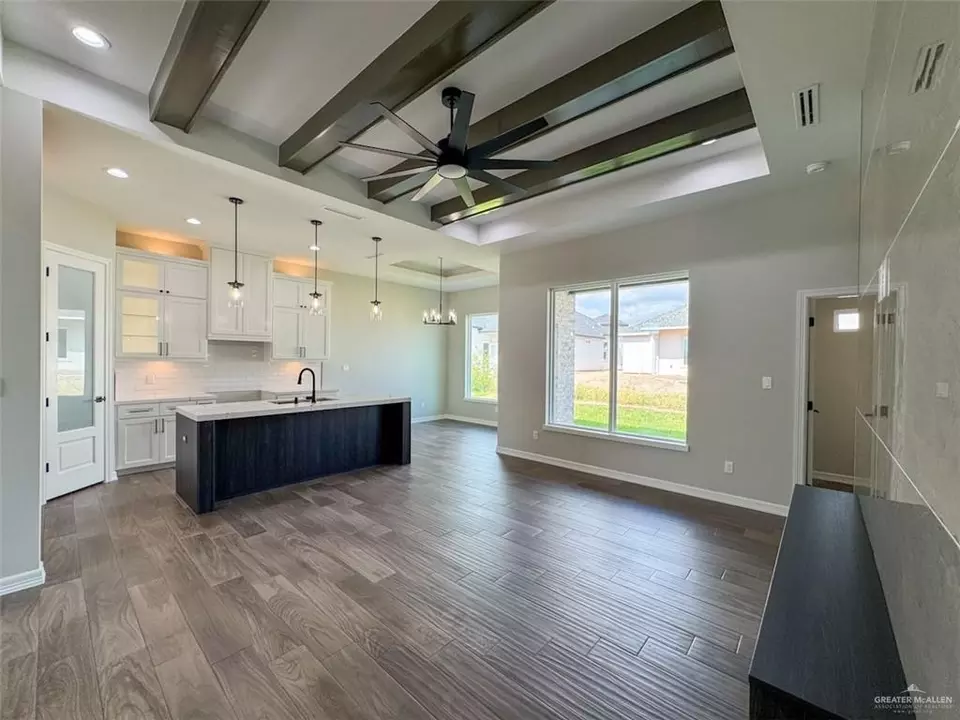 Living - 3807 Crimson St, Mission, TX 78574 photo 1 of 5