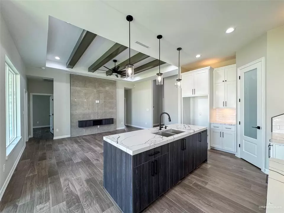 Kitchen - 3807 Crimson St, Mission, TX 78574 photo 3 of 7