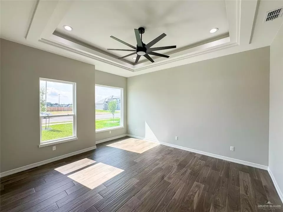 Living - 3807 Crimson St, Mission, TX 78574 photo 5 of 5