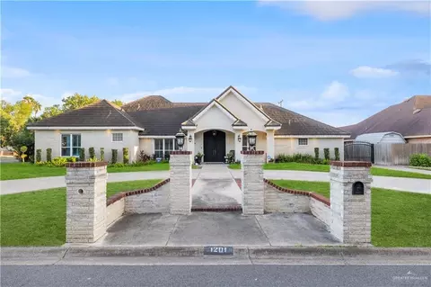 1201 Hibiscus Ave, Mcallen, TX 78501