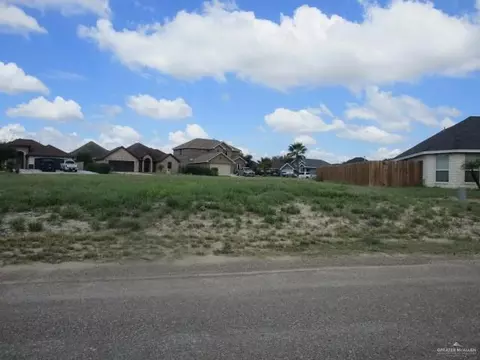 420 N Kika De La Garza Blvd, La Joya, TX 78560