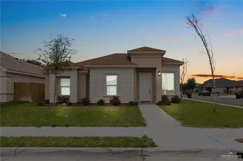 421 W Minnesota St W, Alton, TX 78573