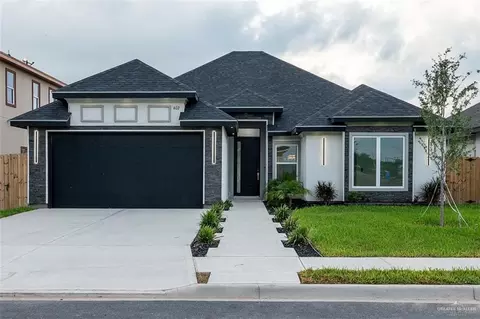 402 N 30th St, Hidalgo, TX 78557