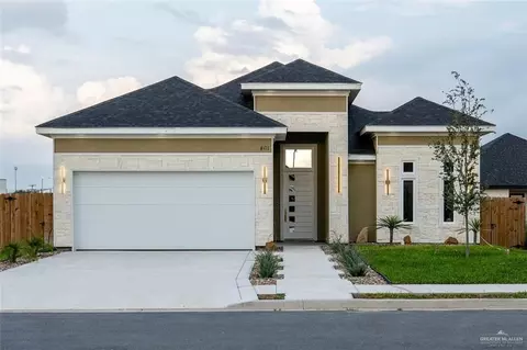 401 N 30th St, Hidalgo, TX 78557