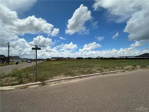 6808 Hercules Ave, Edinburg, TX 78542