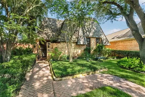 304 W Pineridge Ln, Mcallen, TX 78503
