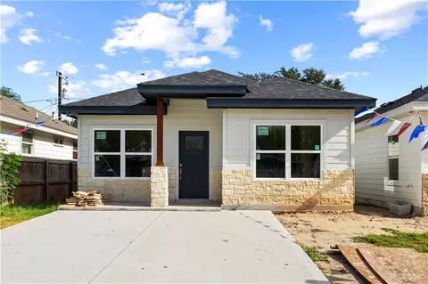811 E Villegas Ave, Pharr, TX 78577