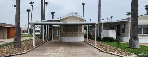 2305 Bobolink Cir W, Palmview, TX 78572