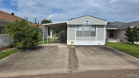 2400 Bobolink Cir W, Palmview, TX 78572