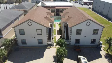 107 E Bahama St #7, South Padre Island, TX 78597