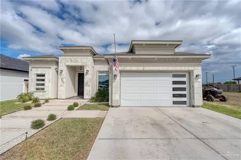 1412 S Waxahachie St, Alton, TX 78573