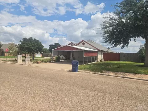 216 Whitewing Dr, La Joya, TX 78560