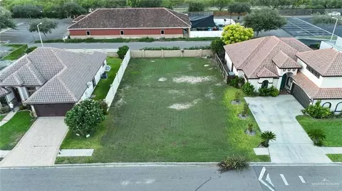 2009 Rochester Ave, Edinburg, TX 78539