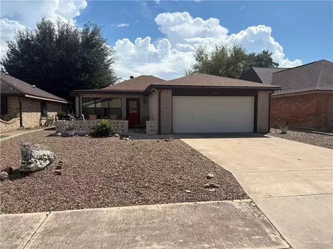 421 Diana Dr, Alamo, TX 78516