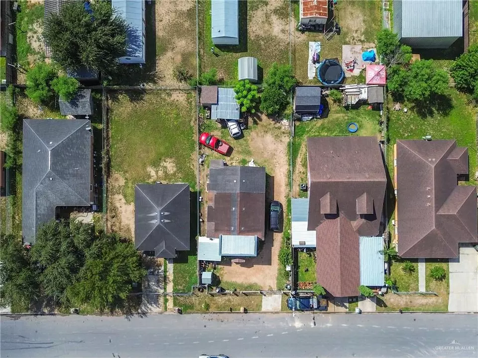 View/Area - 815 San Miguel St, San Juan, TX 78589 photo 4 of 4