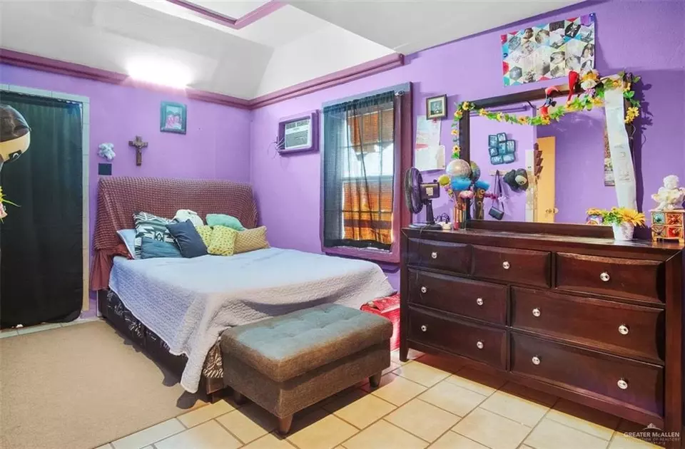 Bedroom - 815 San Miguel St, San Juan, TX 78589 photo 2 of 2