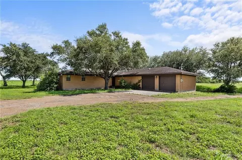 15598 Brandt Service Rd, Raymondville, TX 78580