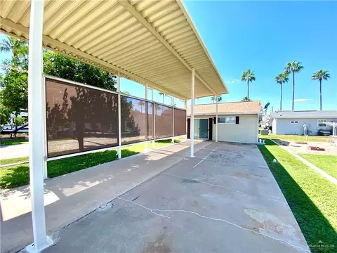 2502 Bobolink Cir E #255, Palmview, TX 78572