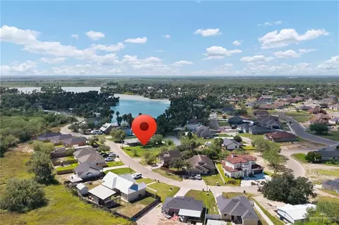405 N Kika De La Garza Blvd, La Joya, TX 78560