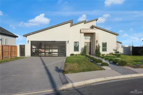 5002 N Robin Ave, Pharr, TX 78577
