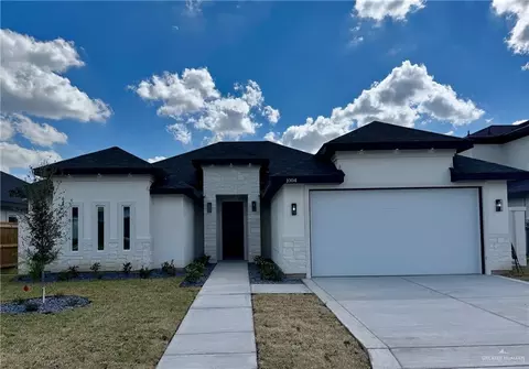 1004 N Buxton Ave, Edinburg, TX 78541