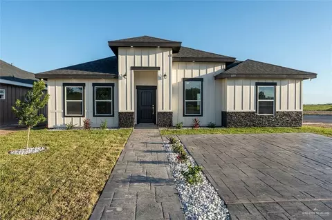 109 Lenon St, Edcouch, TX 78538