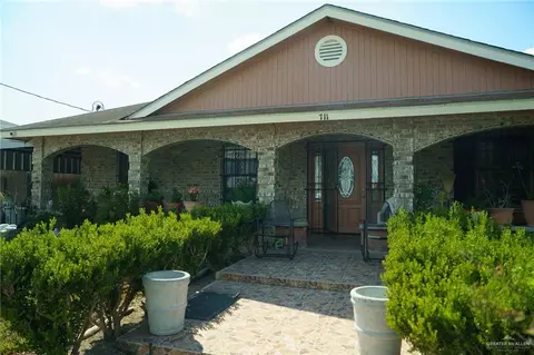 711 Cerralvo Ave, Roma, TX 78584