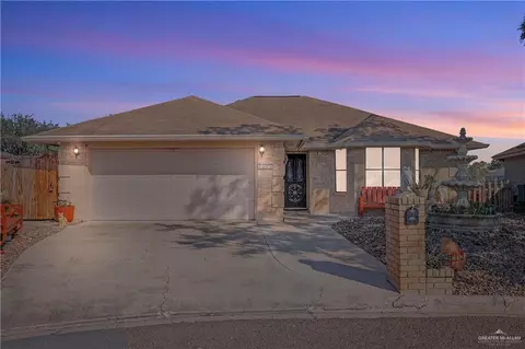 1915 Lake Point Dr, Mission, TX 78572